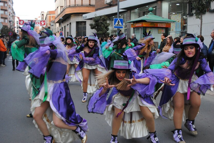 CONCURSO CARROZAS Y COMPARSAS VALDEPEÑAS