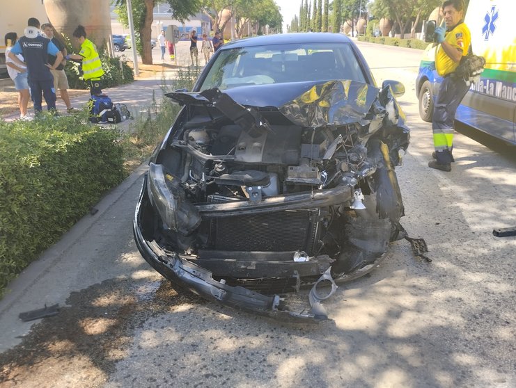 Accidente en la Avenida del Vino de Valdepeñas 16 de julio 2024 (2)