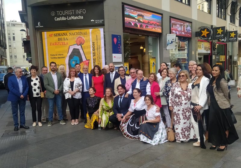 foto de familia- presentación 41ªSemana Zarzuela Madrid