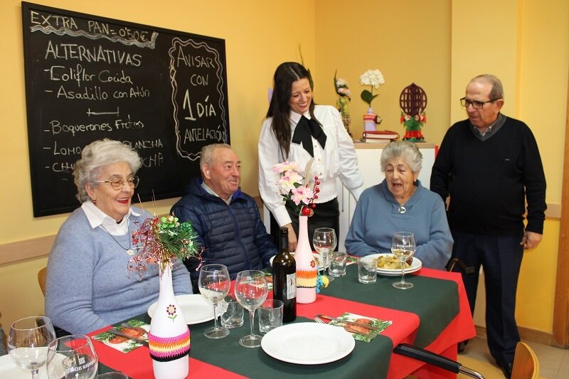 181224 VA-COMEDOR CENTRO MAYORES LUCERO