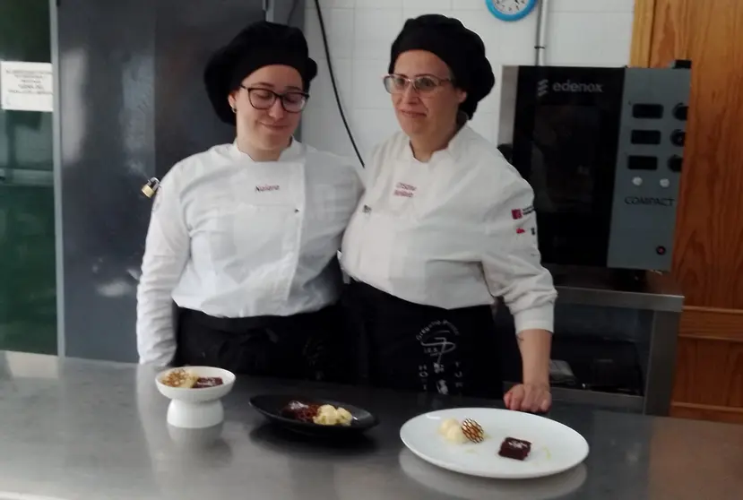 Naiara y Cristina autoras de postre con aceite de oliva